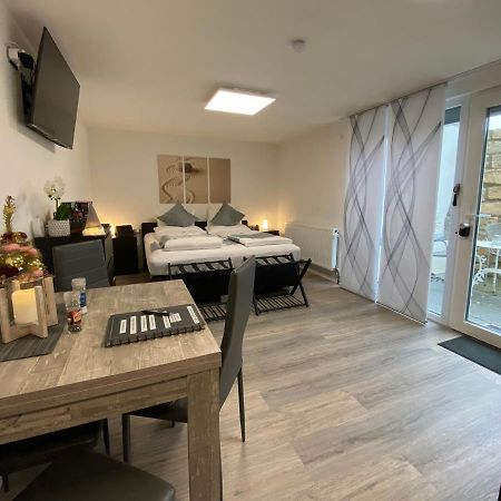 1,5 Zimmer Apartment In S-Bahn Naehe, 35 Qm, Max 4 Pers, Zentral, Private Terasse, Internet 250 Mbit Gärtringen Esterno foto