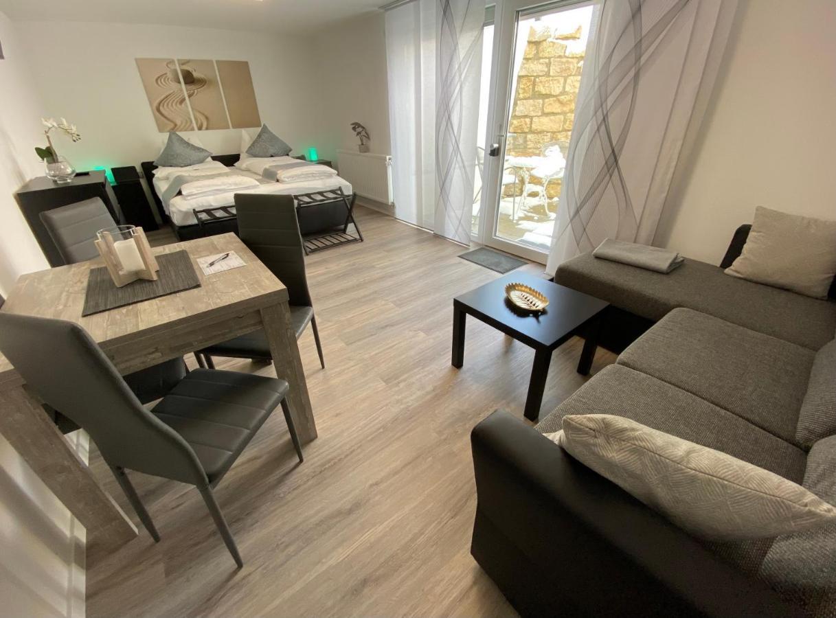 1,5 Zimmer Apartment In S-Bahn Naehe, 35 Qm, Max 4 Pers, Zentral, Private Terasse, Internet 250 Mbit Gärtringen Esterno foto