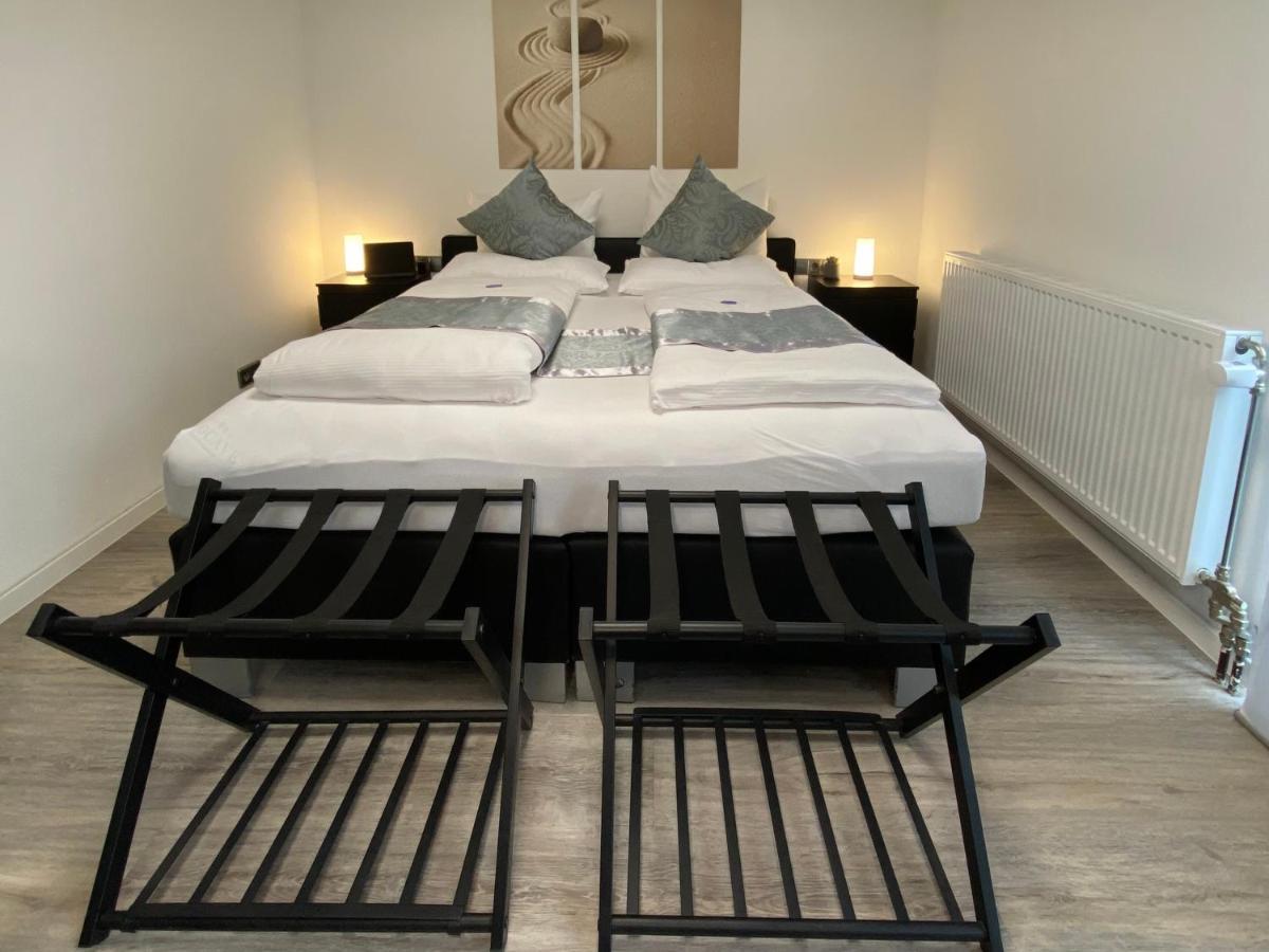 1,5 Zimmer Apartment In S-Bahn Naehe, 35 Qm, Max 4 Pers, Zentral, Private Terasse, Internet 250 Mbit Gärtringen Esterno foto