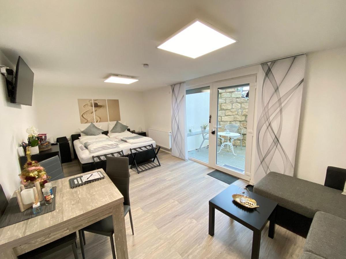1,5 Zimmer Apartment In S-Bahn Naehe, 35 Qm, Max 4 Pers, Zentral, Private Terasse, Internet 250 Mbit Gärtringen Esterno foto